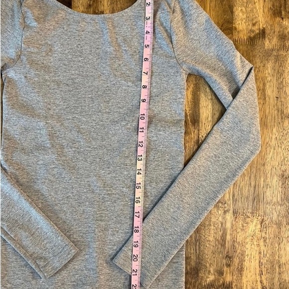 Intimately Free People Low Back Long Sleeve Top Bundle - Picture 11 of 12